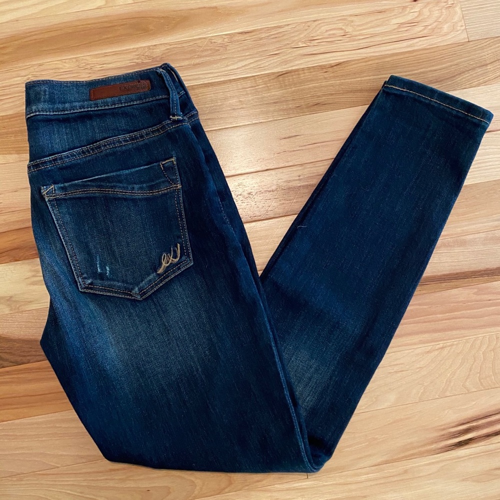Express MidRise Denim Perfect Medium Wash Leggings